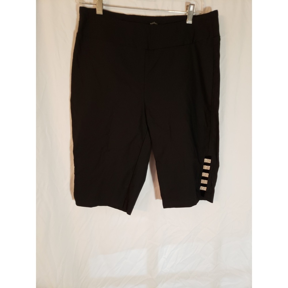 Women's Euro Classic Black Capris With Side Sparkle Size 12